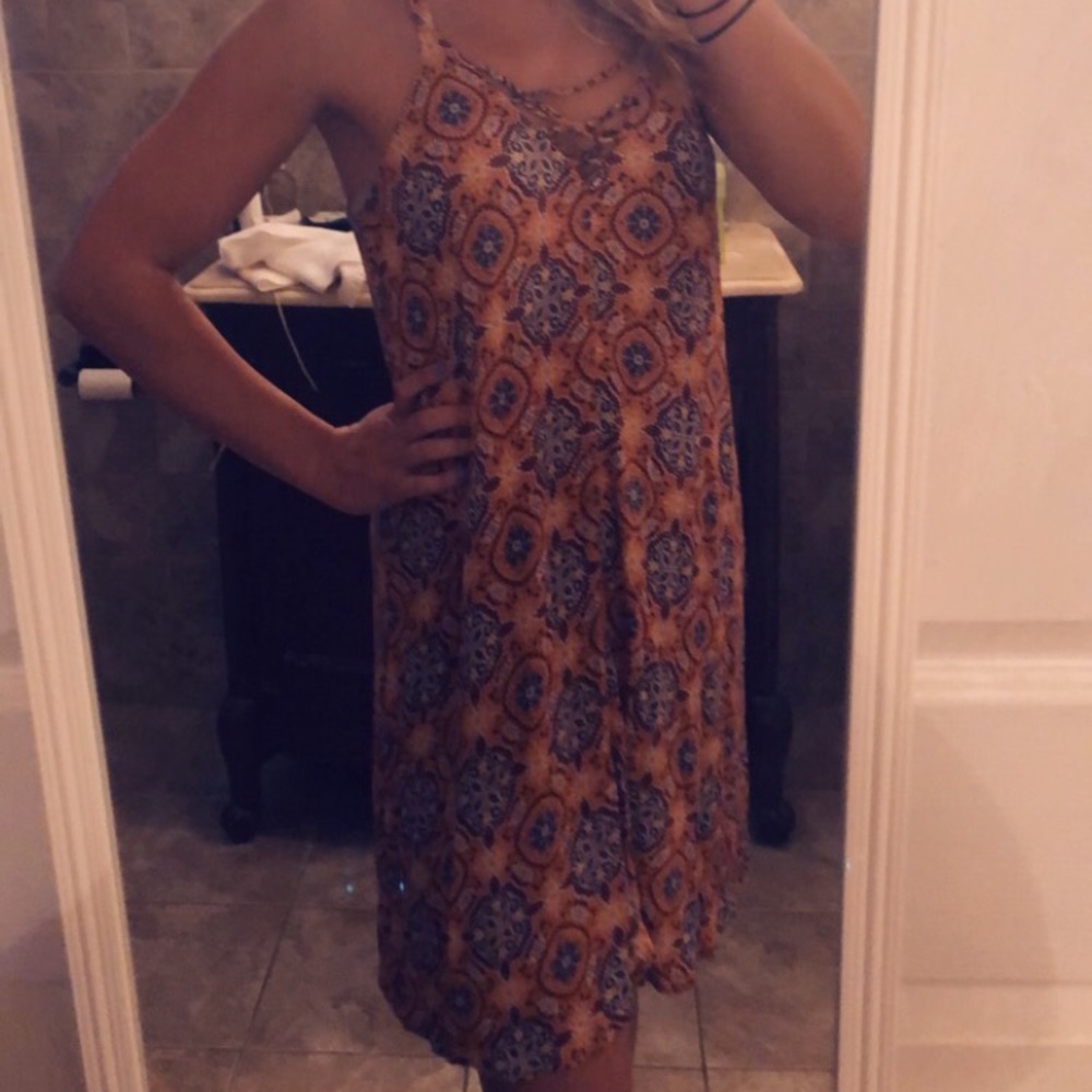 Swing Dress - Picture 6 of 8